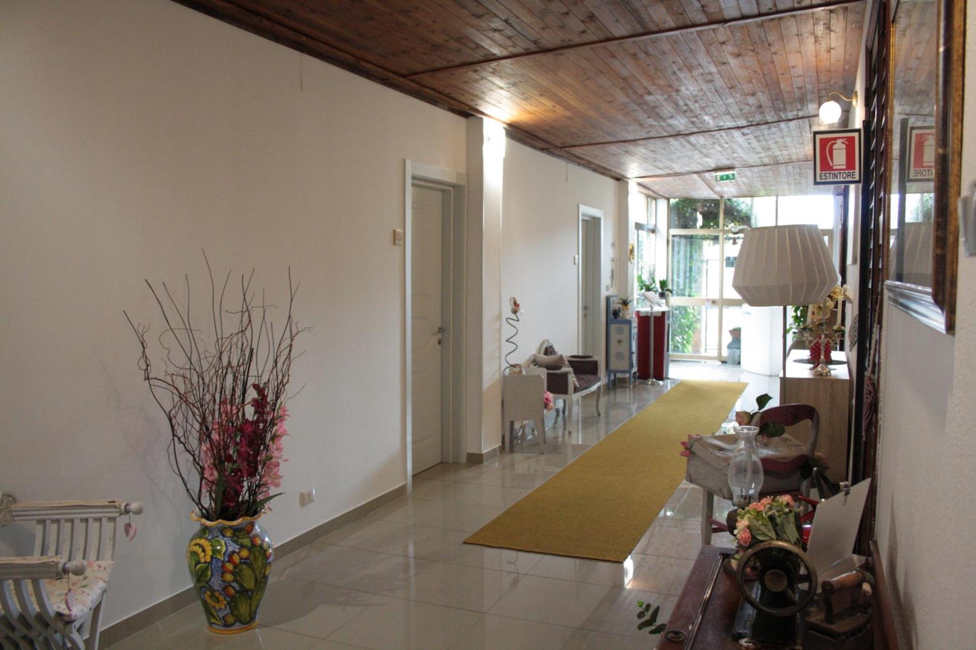 Oasi Del Gabbiano Bed & Breakfast 3*